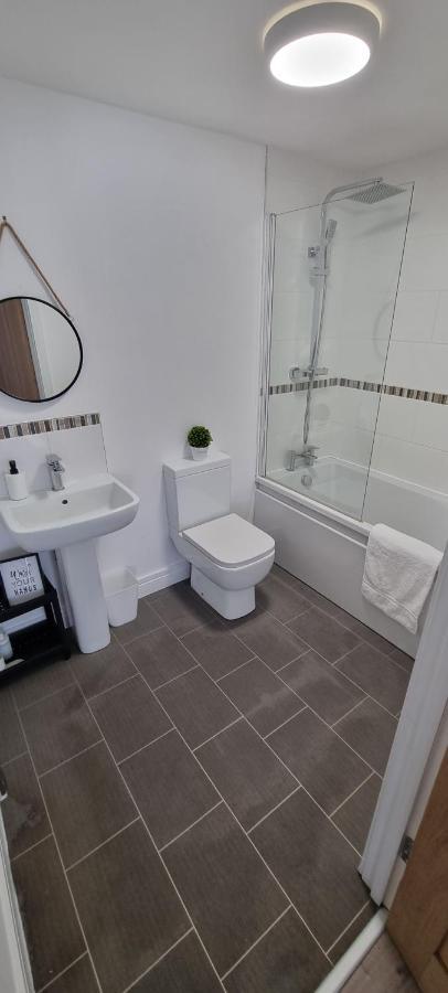 Fab 2Bedroom Apartment- Free Parking, 5Mins From City Centre, Portland Rd Ne2 1Dj Ньюкасл-апон-Тайн Экстерьер фото