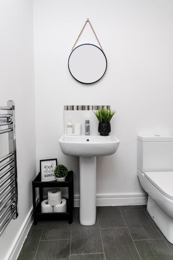 Fab 2Bedroom Apartment- Free Parking, 5Mins From City Centre, Portland Rd Ne2 1Dj Ньюкасл-апон-Тайн Экстерьер фото